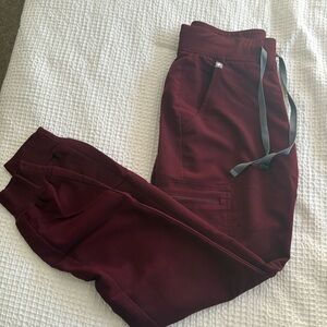 Burgundy FIGS jogger scrubs XS